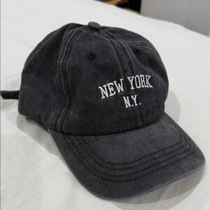 New York N.Y. Black Cap